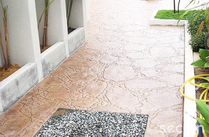 Hoa văn sỏi vườn lớn